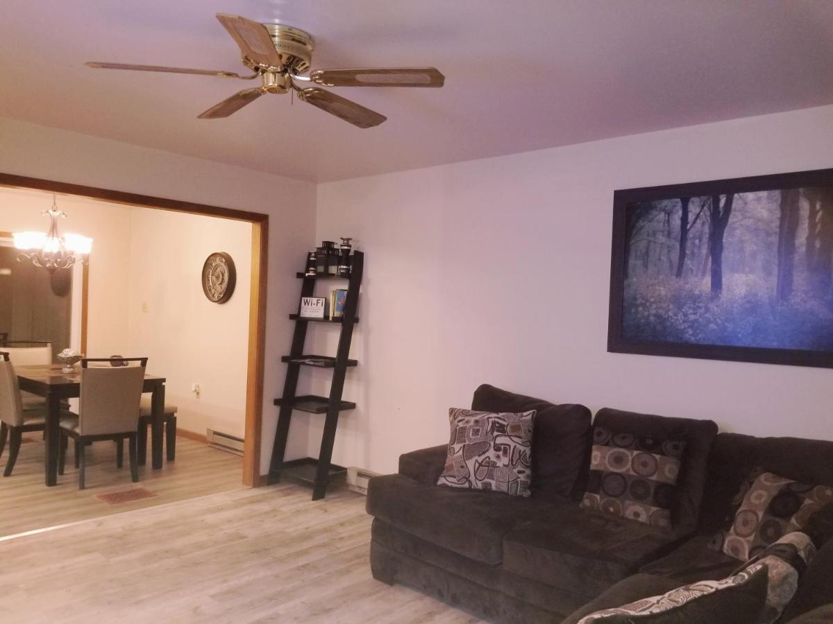 The Pocono'S Retreat With A Gameroom, Firepit, And Lake Бушкилл Экстерьер фото